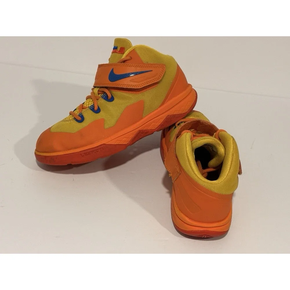 Nike Zoom Hyperrev Total Orange Yellow Blue 653646-700 Size 2Y Lebron‎ Sneakers